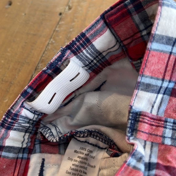 Janie and jack red plaid shorts - Picture 4 of 5